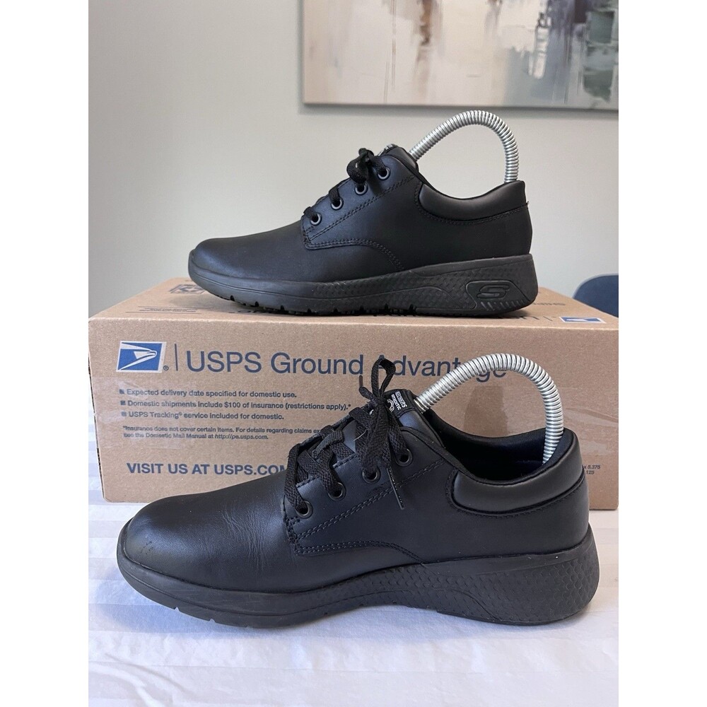 Skechers Work Womens 7 Black Leather Slip Resistant Restaurant Shoes Sneakers